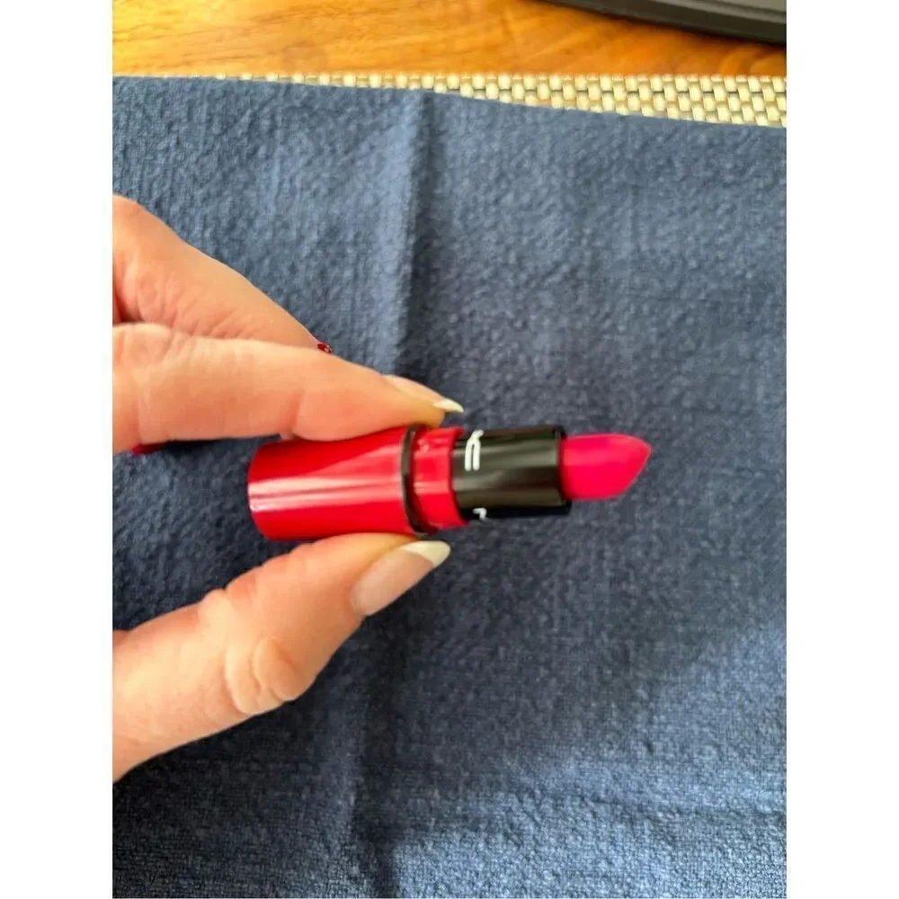 Brand New MAC Women's Red Mini Retro Matte Lipstick Duo